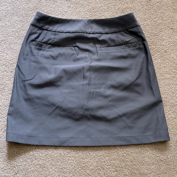 Womens Nike Grey Golf Skirt - Picture 2 of 3